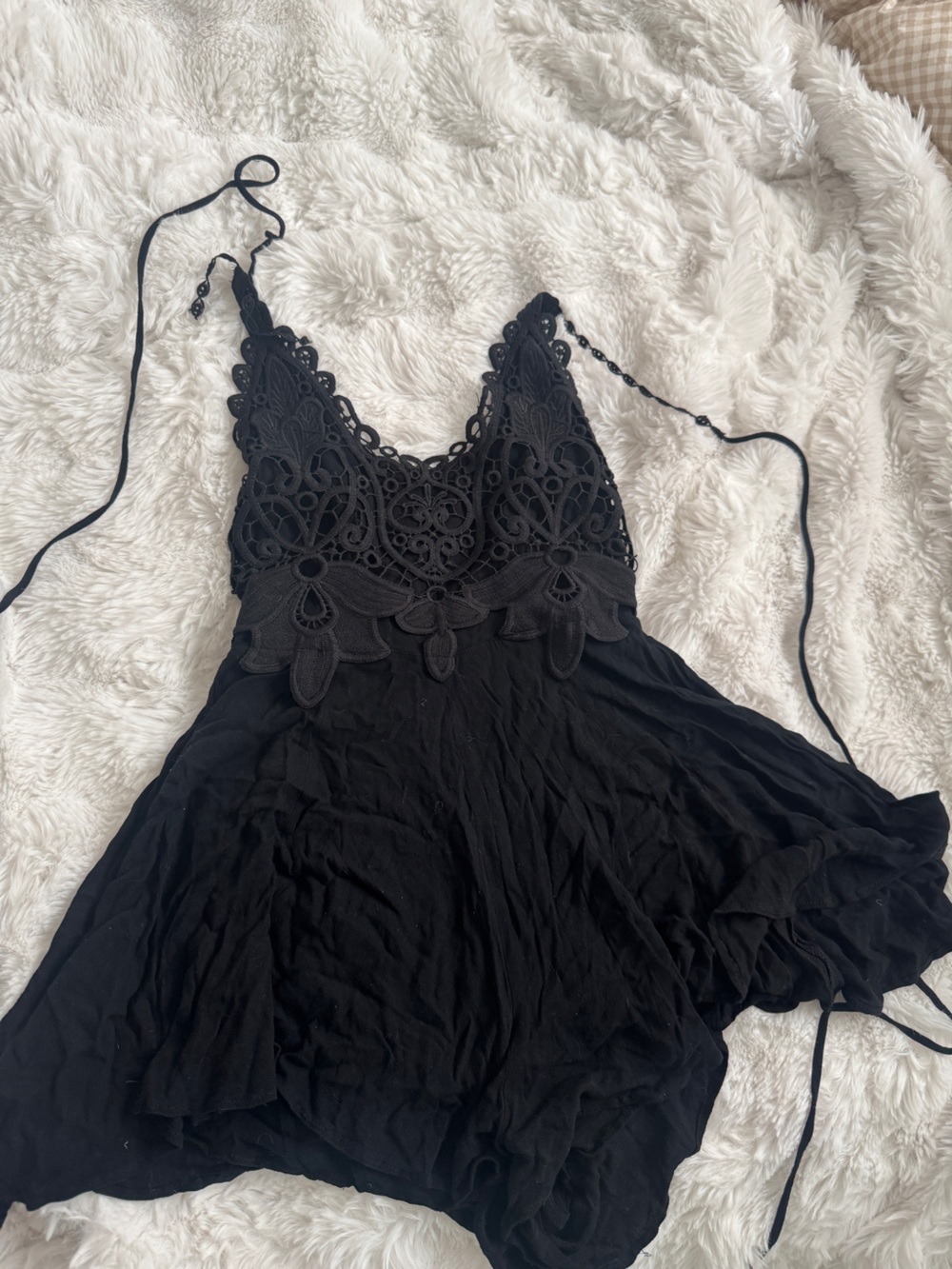 Black romper size small